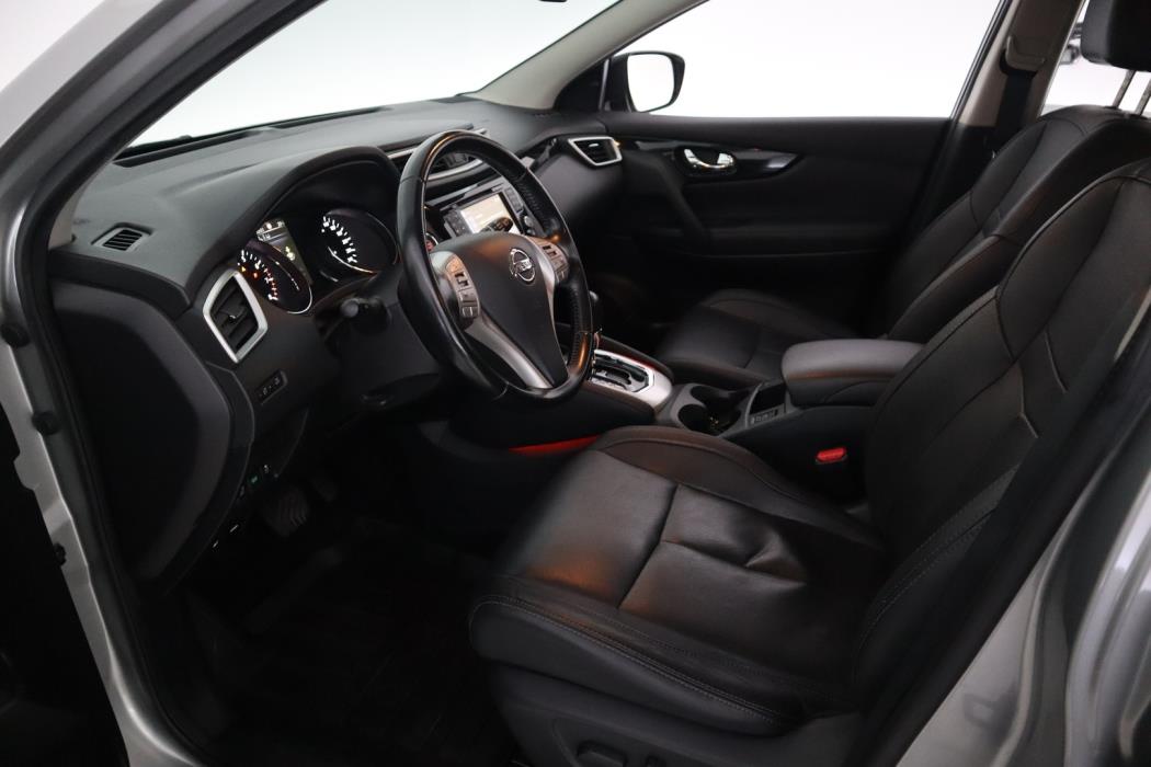 NISSAN Qashqai 2017