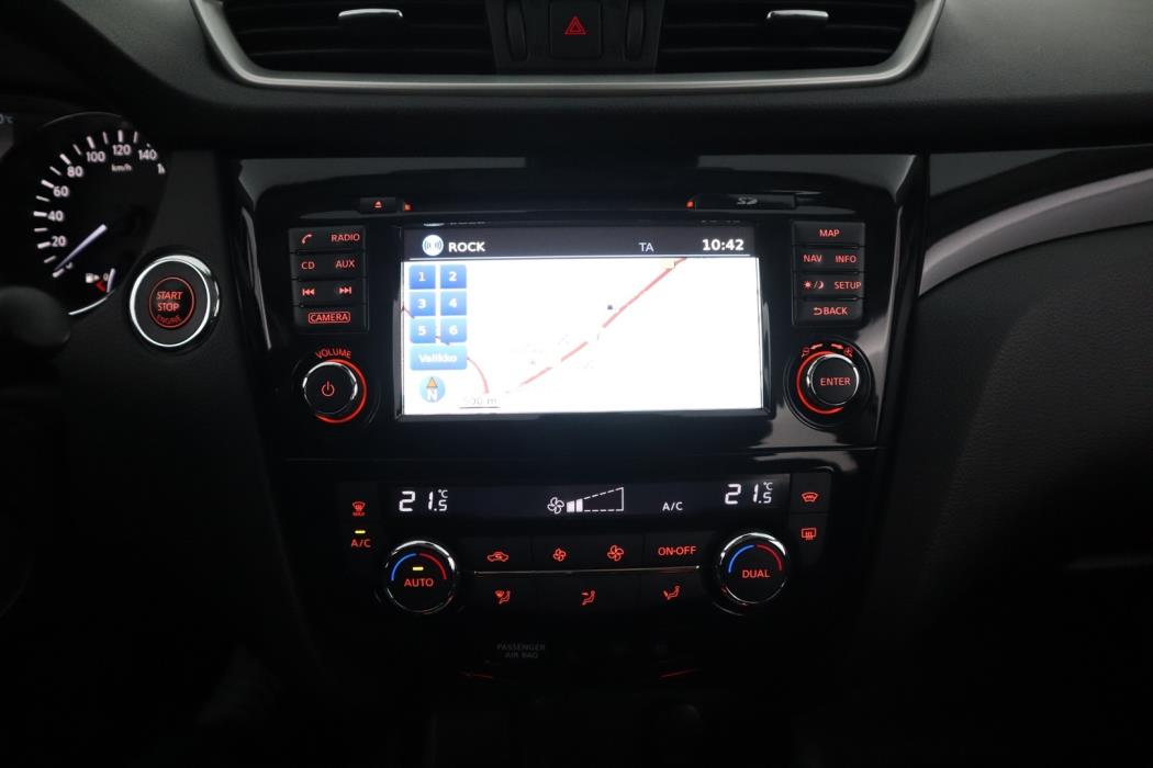 NISSAN Qashqai 2017
