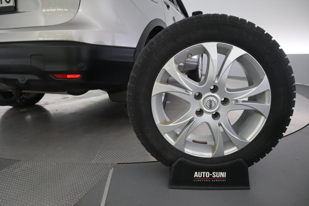 NISSAN Qashqai 2017