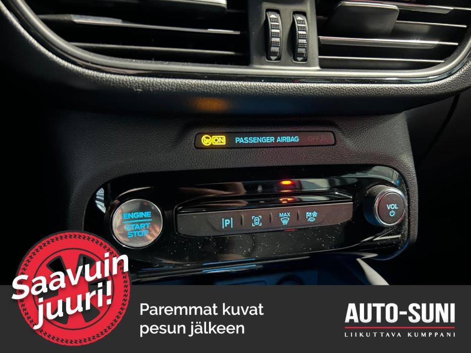 FORD Kuga 2025