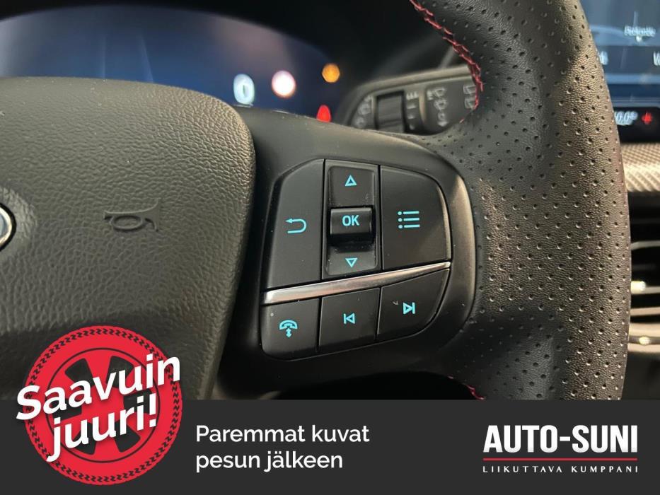 FORD Kuga 2025