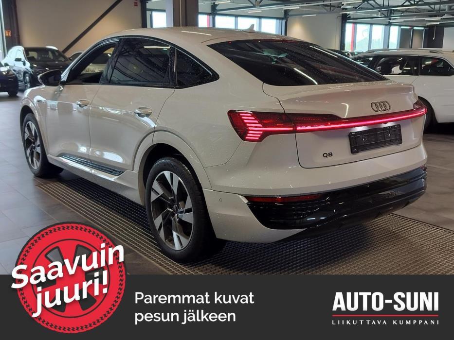 AUDI Q8 e-tron 2024