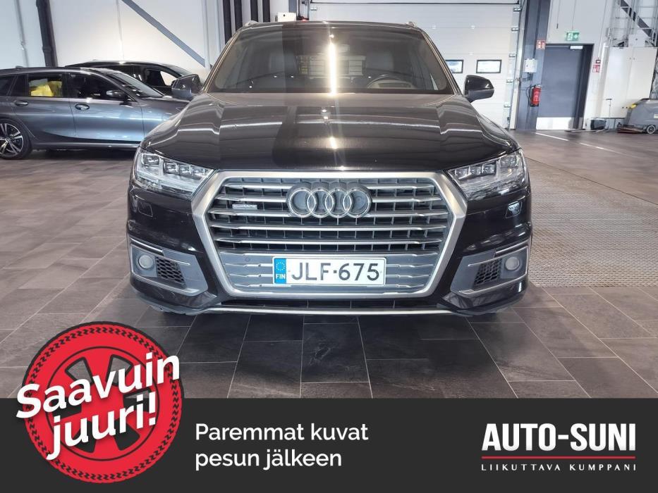 AUDI Q7 2017