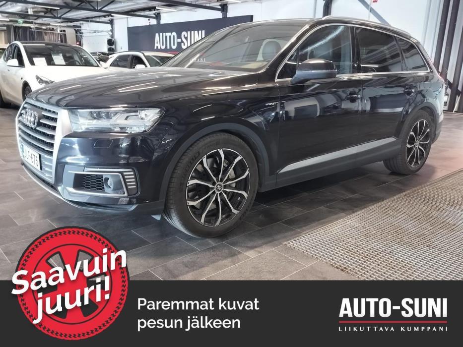 AUDI Q7 2017