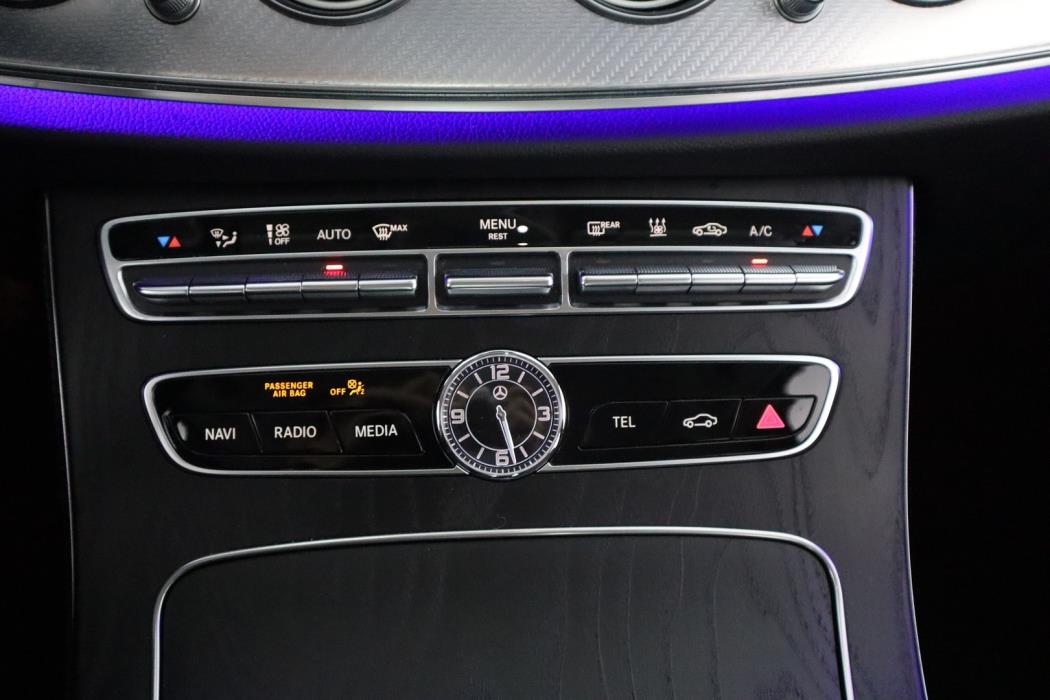 MERCEDES-BENZ E 2020