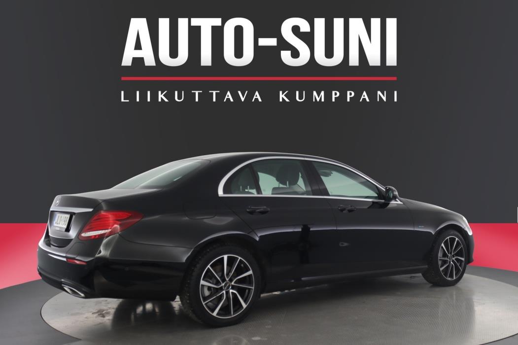 MERCEDES-BENZ E 2020