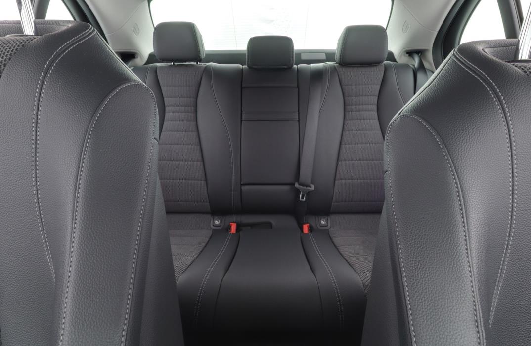 MERCEDES-BENZ E 2020