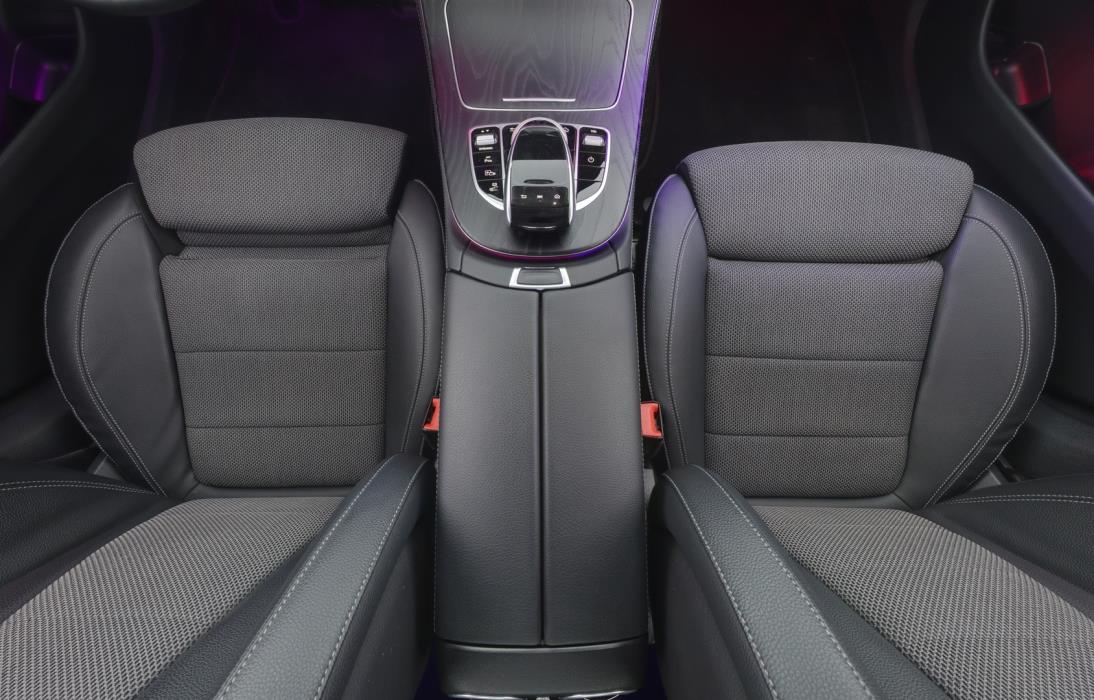 MERCEDES-BENZ E 2020