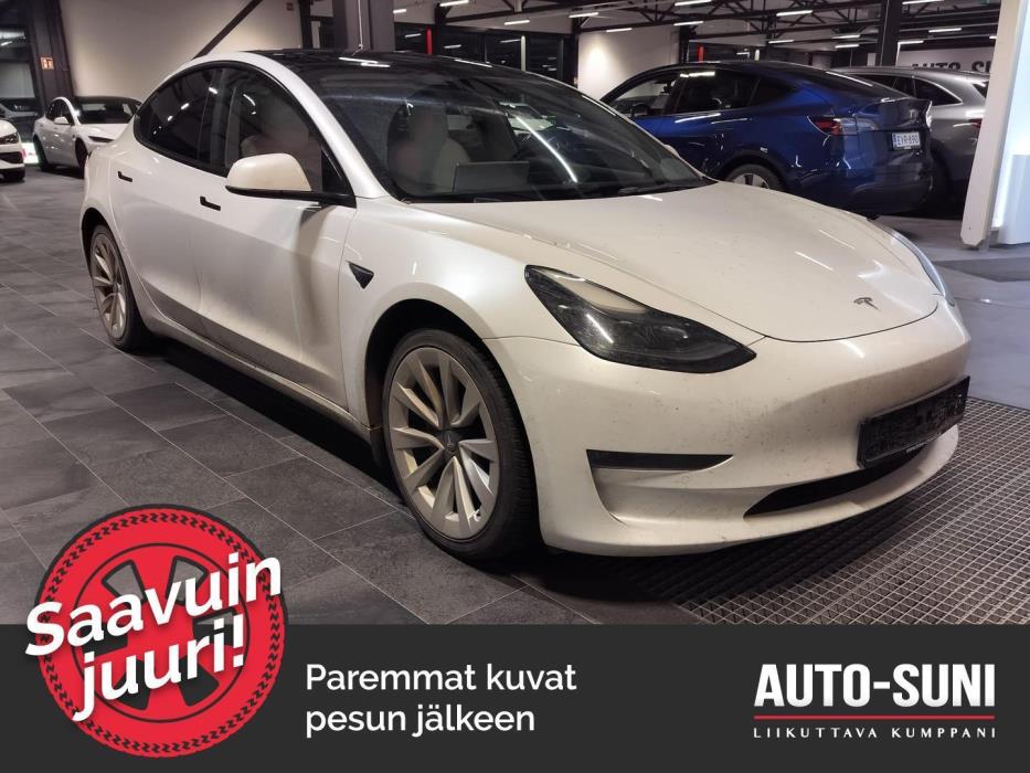 TESLA Model 3 2021