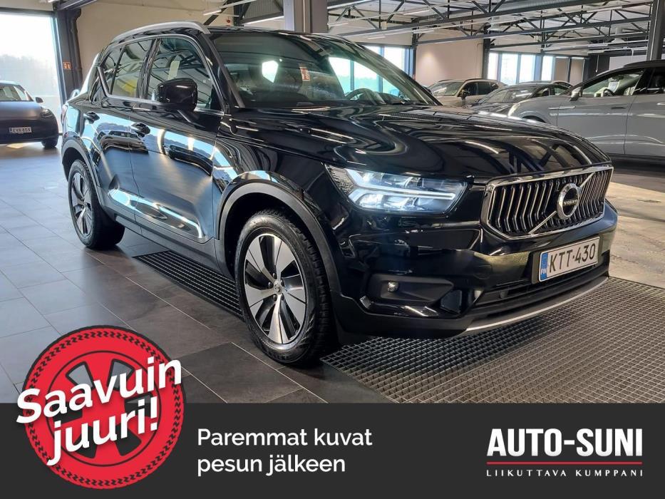 VOLVO XC40 2021