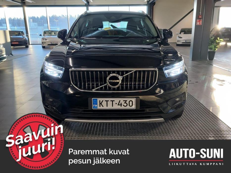 VOLVO XC40 2021