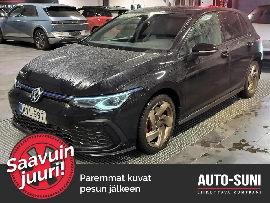 VOLKSWAGEN Golf 2021