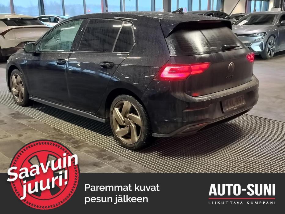 VOLKSWAGEN Golf 2021