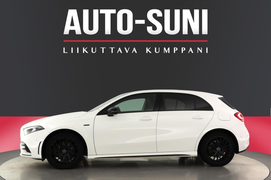 MERCEDES-BENZ A 2020