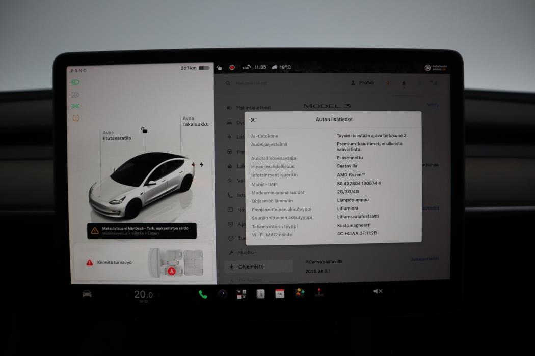 TESLA Model 3 2022