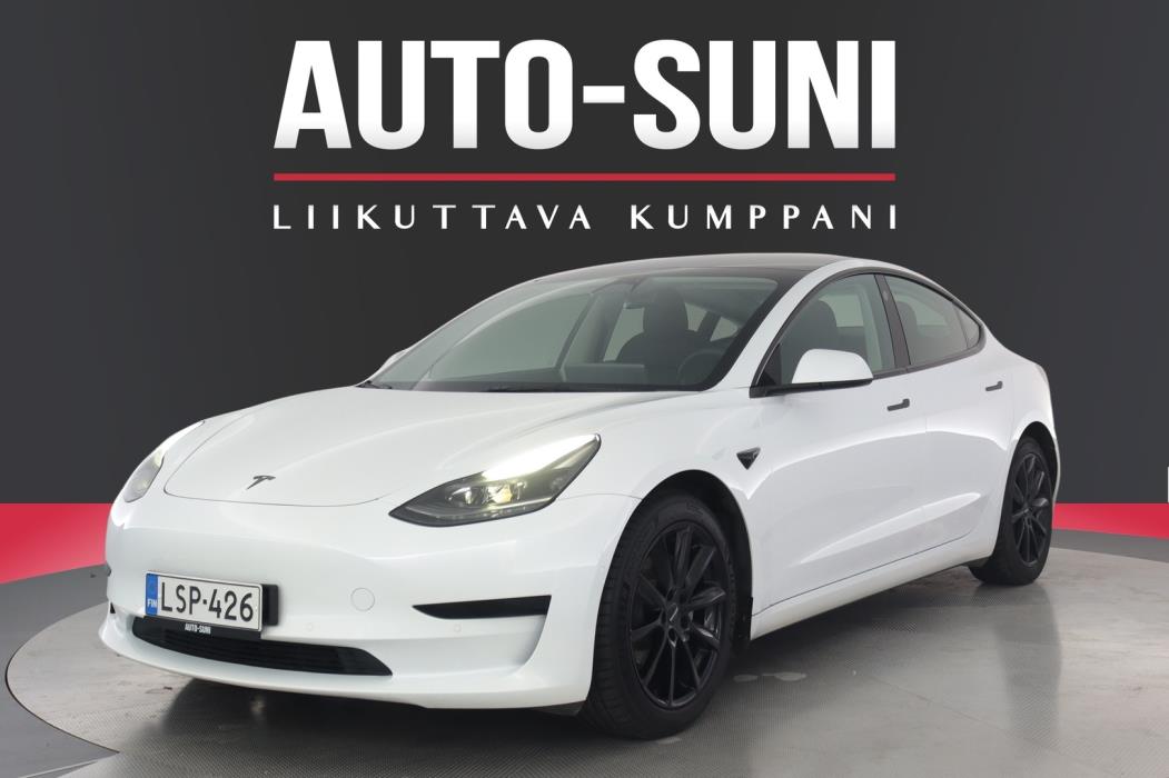 TESLA Model 3 2022