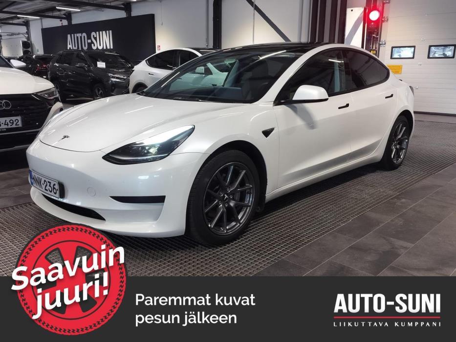 TESLA Model 3 2023