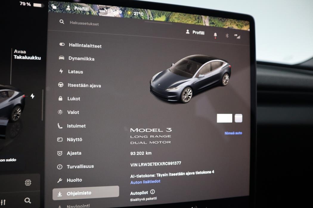 TESLA Model 3 2024