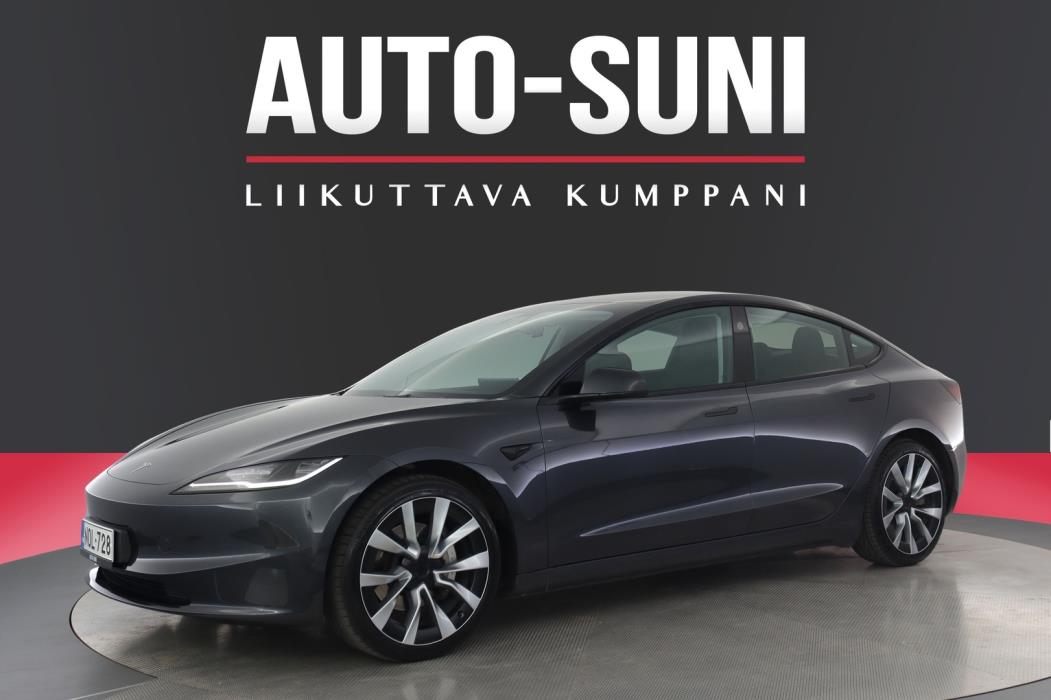 TESLA Model 3 2024