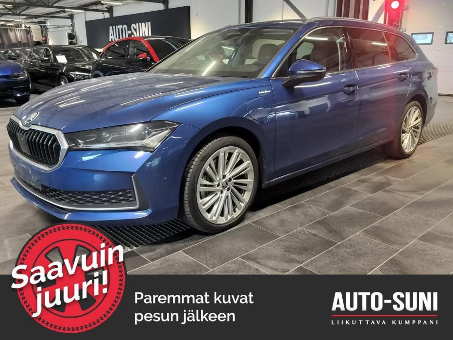 SKODA Superb 2025