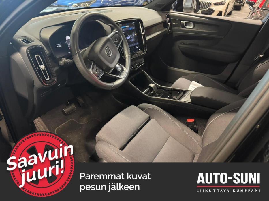 VOLVO C40 2023