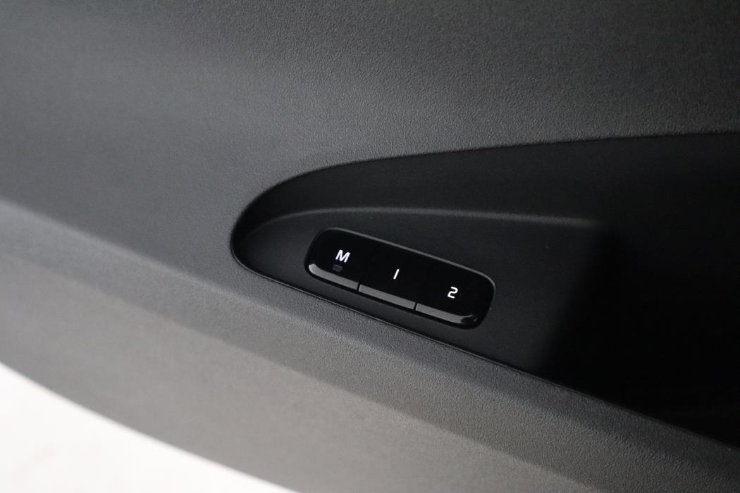POLESTAR 2 2023