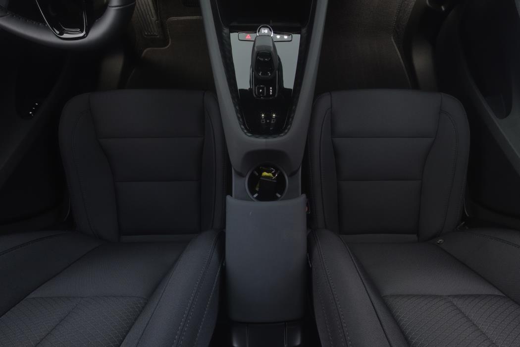 POLESTAR 2 2023