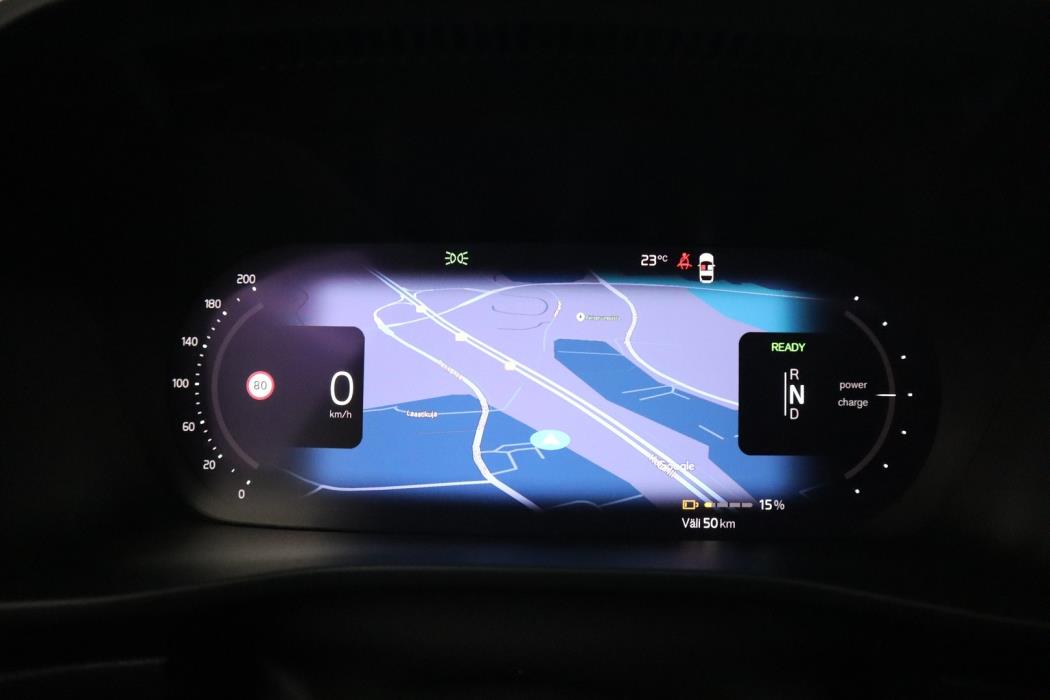 VOLVO XC40 2023