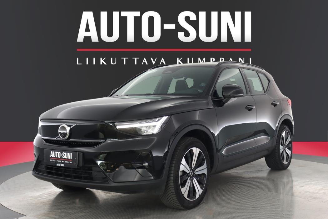 VOLVO XC40 2023