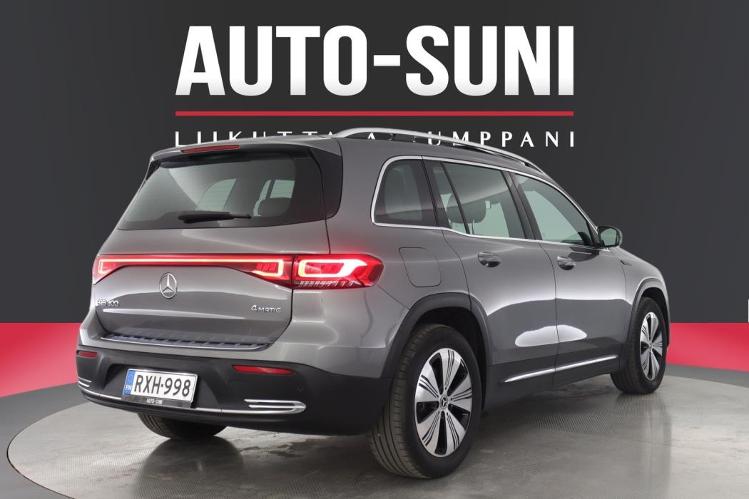 MERCEDES-BENZ EQB 2023