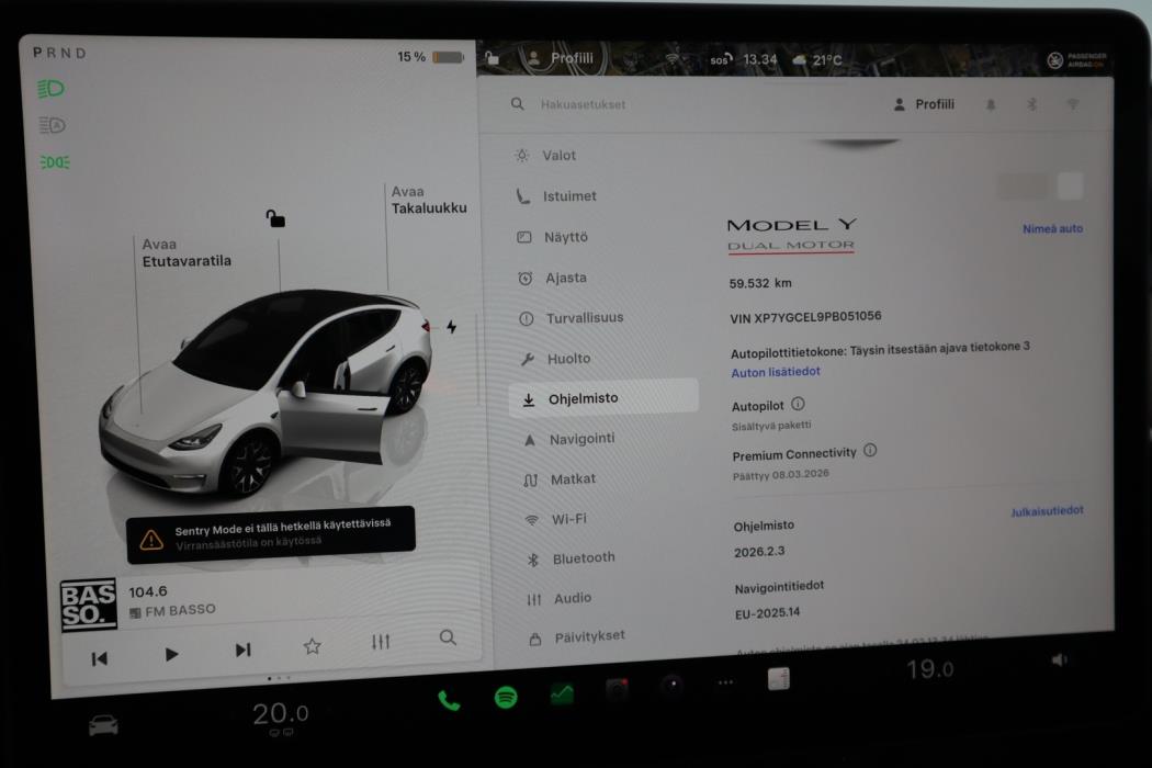 TESLA Model Y 2023