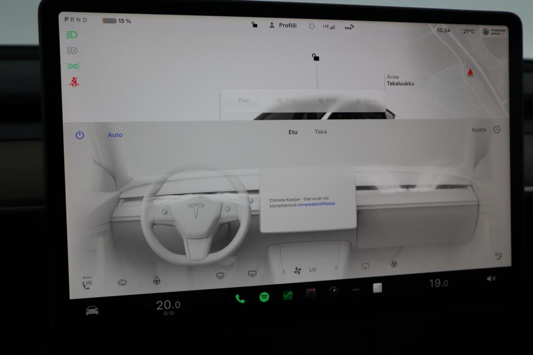 TESLA Model Y 2023