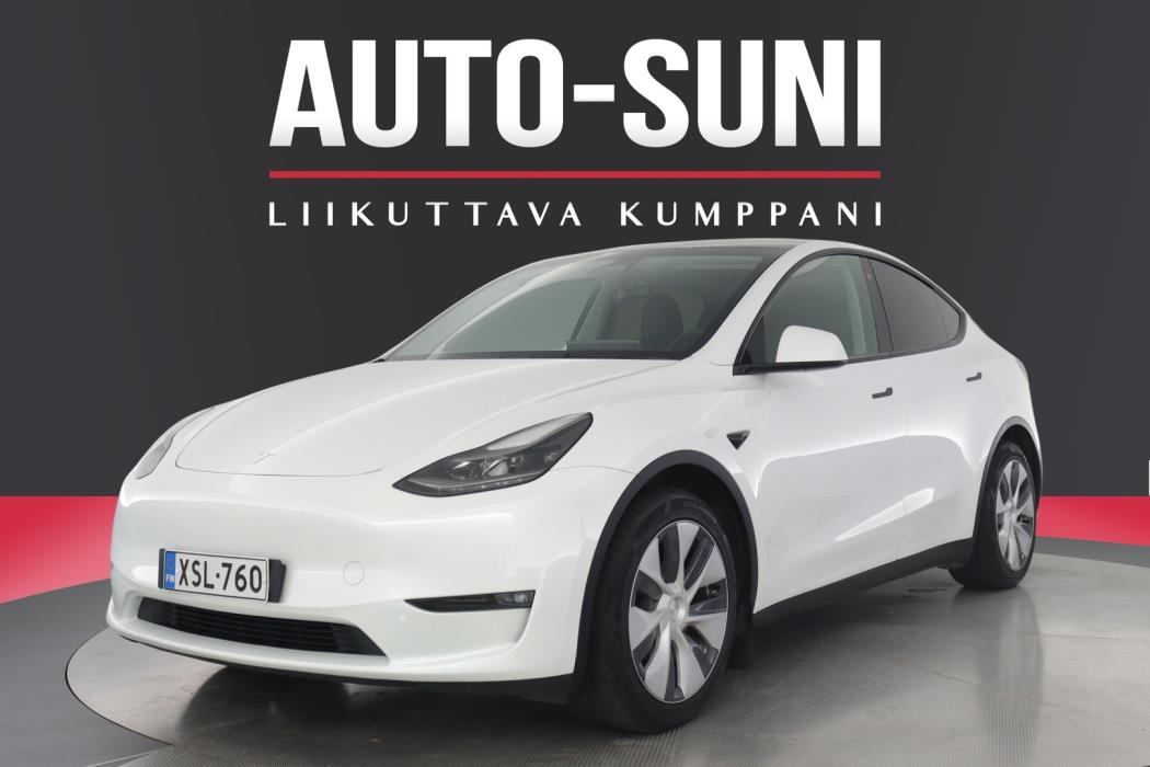 TESLA Model Y 2024