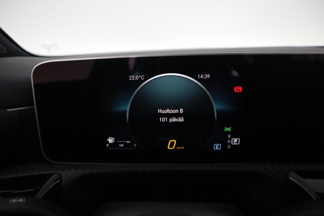 MERCEDES-BENZ A 2019