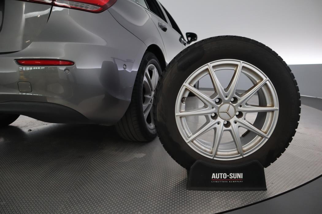 MERCEDES-BENZ A 2019