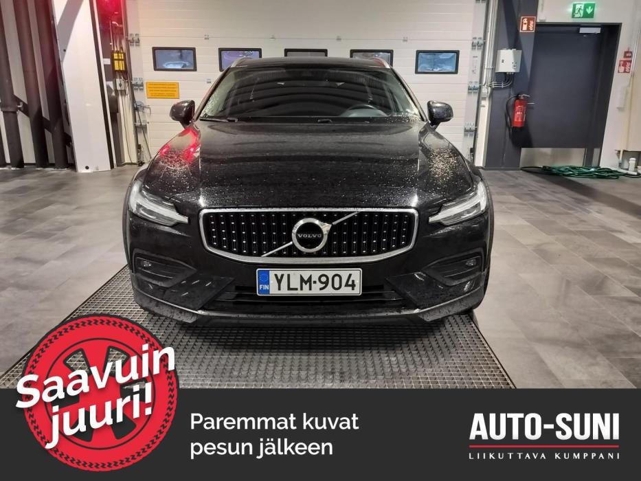 VOLVO V60 Cross Country 2021