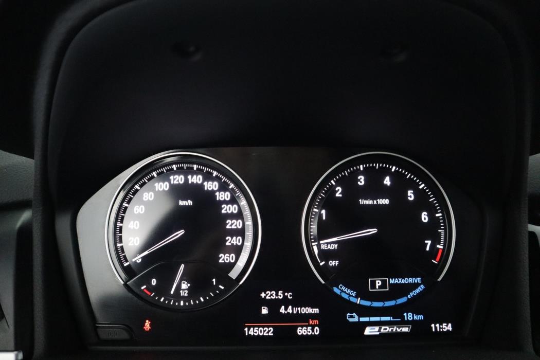 BMW 225 2019