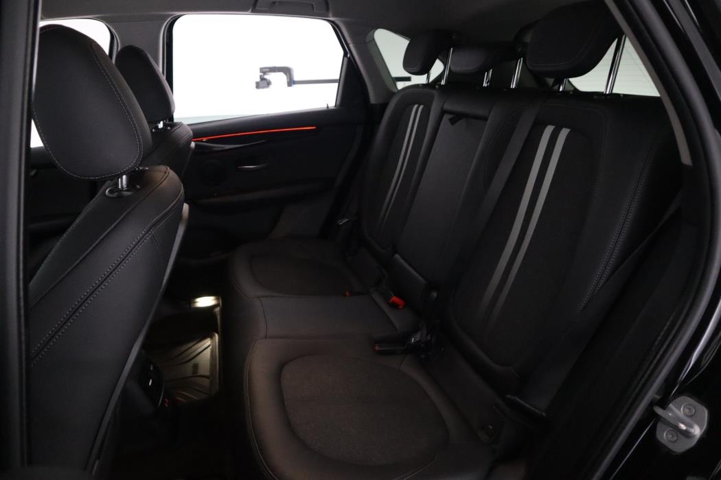 BMW 225 2019
