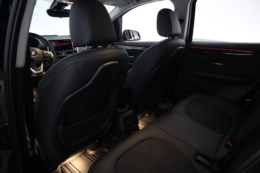 BMW 225 2019