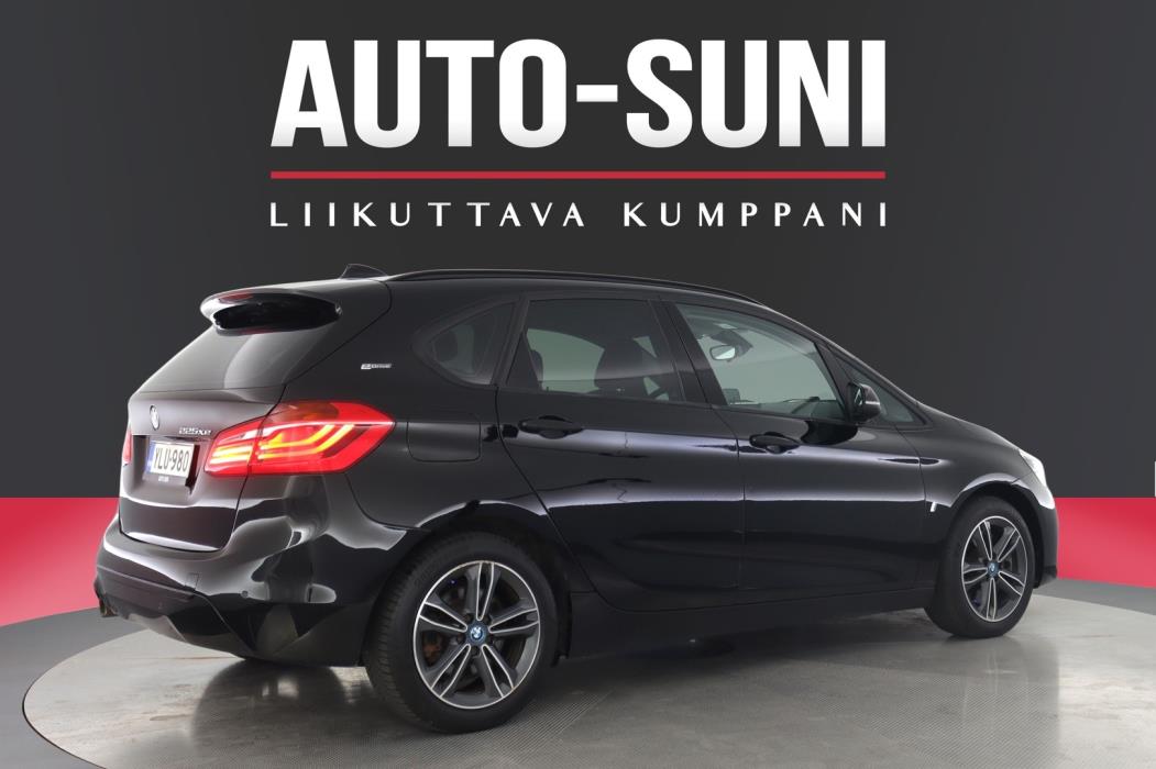 BMW 225 2019