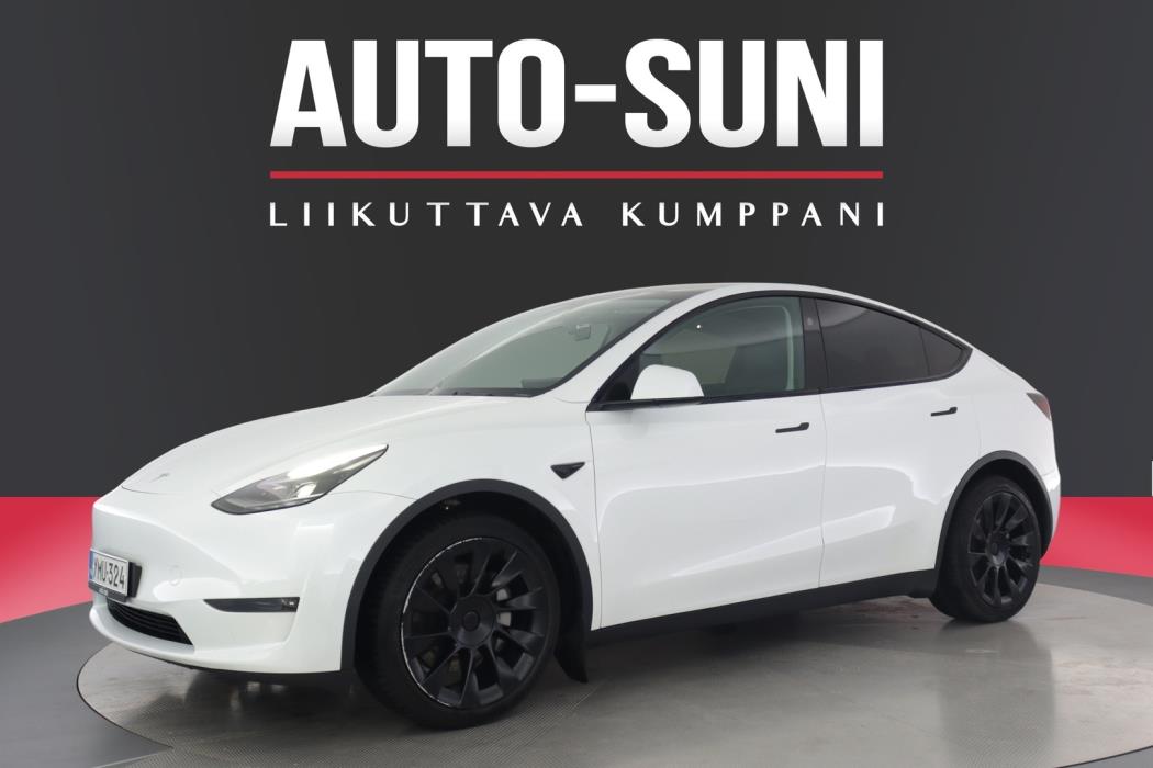 TESLA Model Y 2025