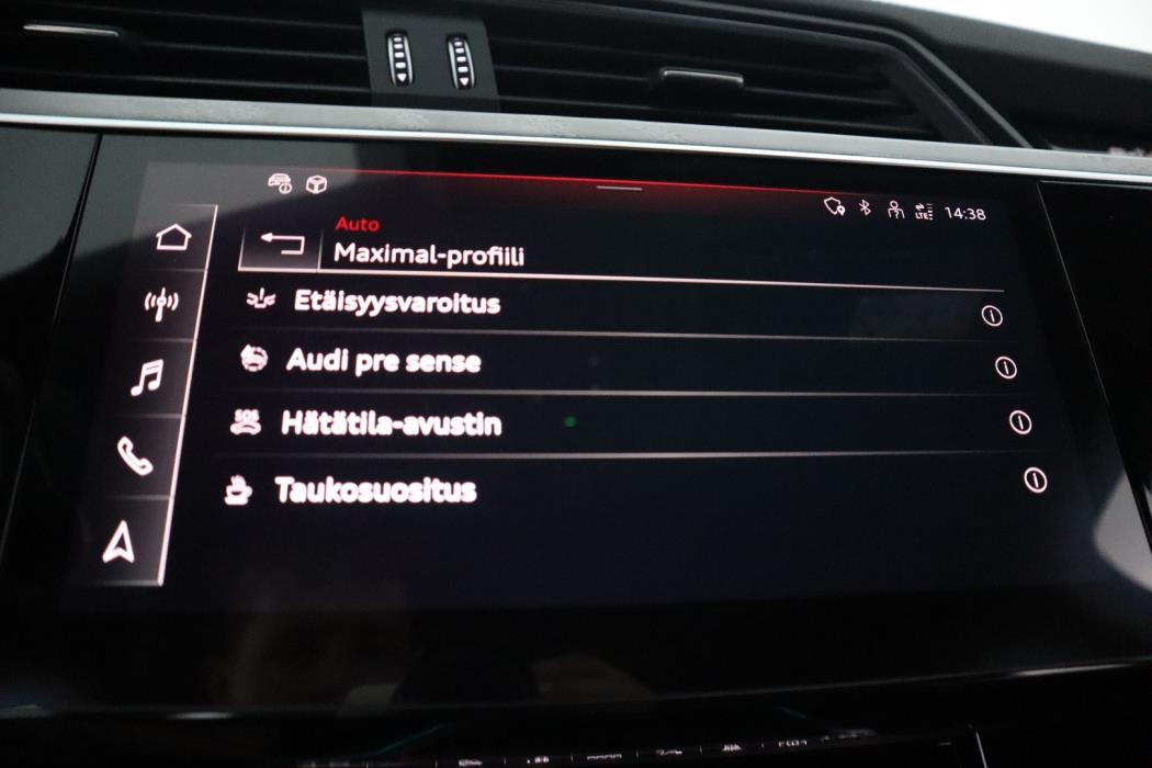 AUDI Q8 e-tron 2024