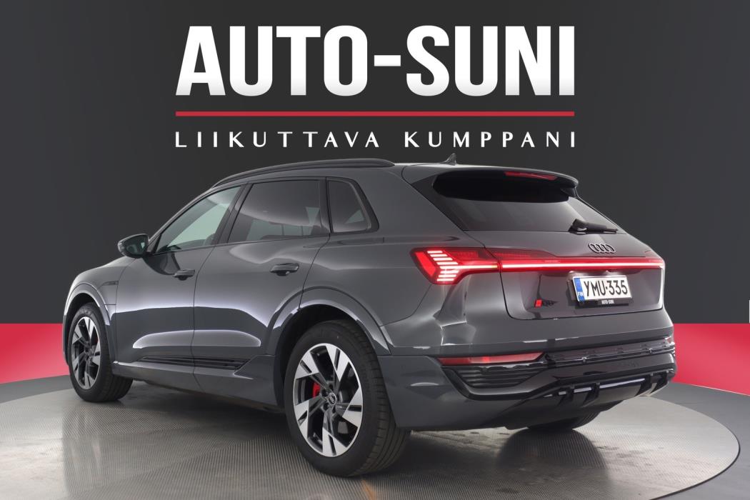 AUDI Q8 e-tron 2024
