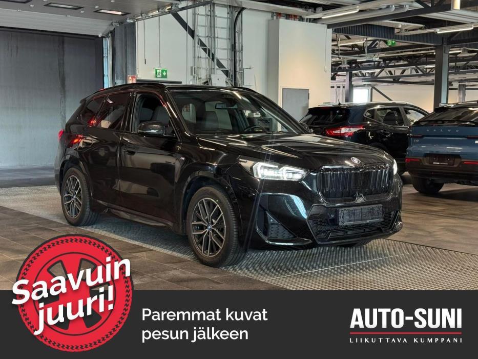 BMW iX1 2023