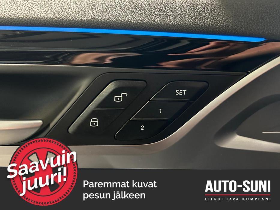 BMW iX3 2023