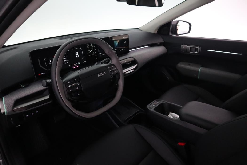 KIA EV4 2026
