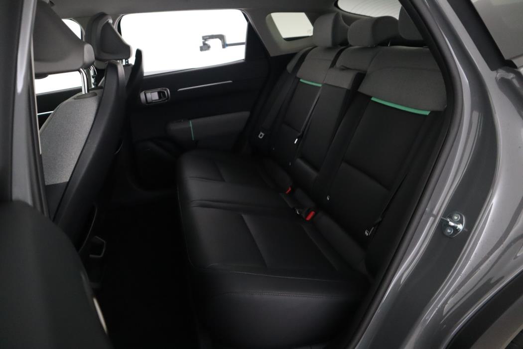 KIA EV4 2026