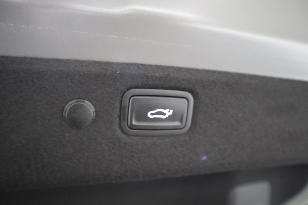 KIA EV4 2026