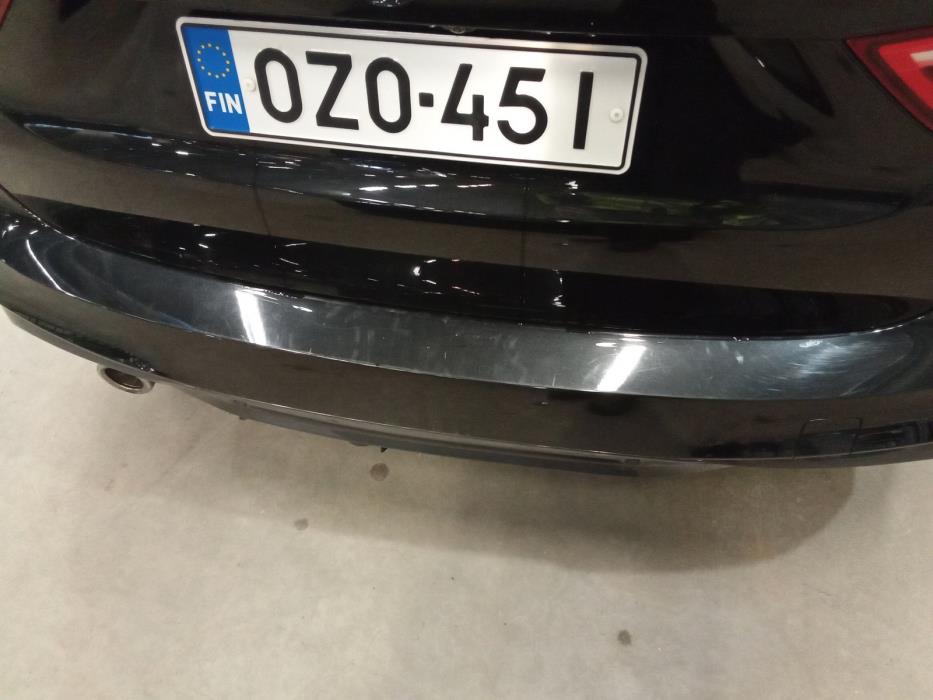 BMW 218 2023