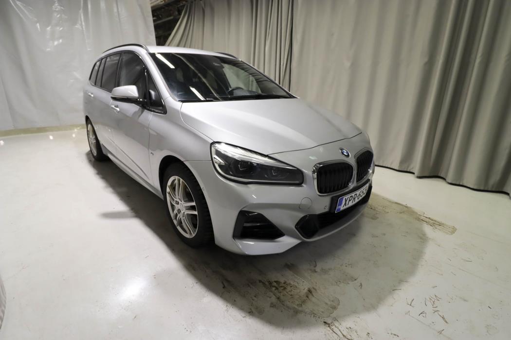 BMW 218 2022